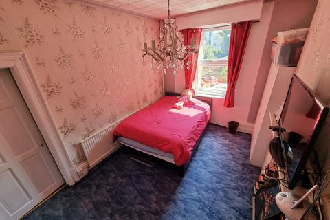 5 bedroom terraced house for sale, Romford Road, London E15