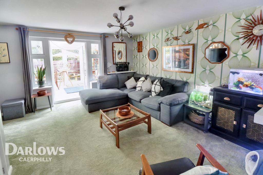 Bluebell View, Caerphilly 3 bed semidetached house £225,000