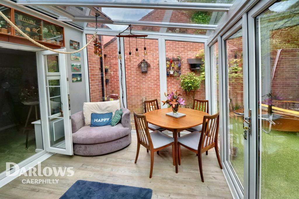 Bluebell View, Caerphilly 3 bed semidetached house £225,000