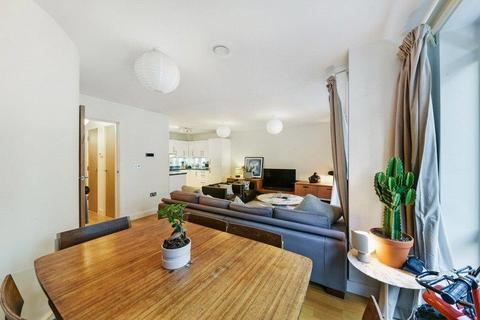 2 bedroom flat for sale - Goswell Road, London, EC1V