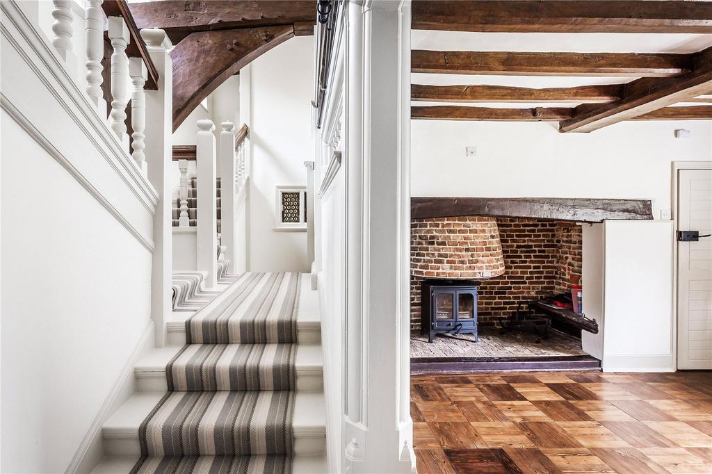 Dining Room/Stairs