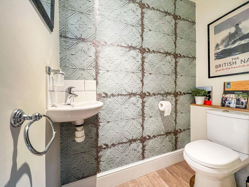 Pendennis Park, Brislington, Bristol, BS4 4JL 2 bed terraced house £