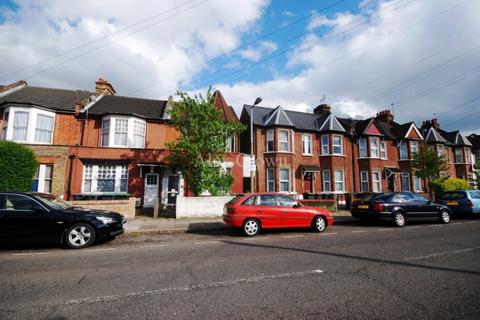 1 bedroom flat to rent, Woodlands Park Road, Harringay