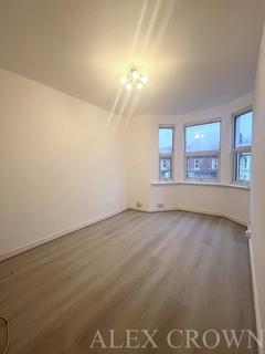 1 bedroom flat to rent, Woodlands Park Road, Harringay