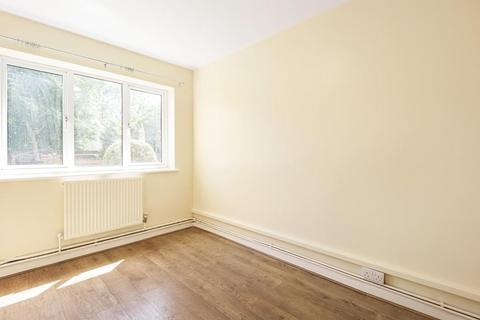 2 bedroom maisonette to rent, Langley,  Slough,  SL3