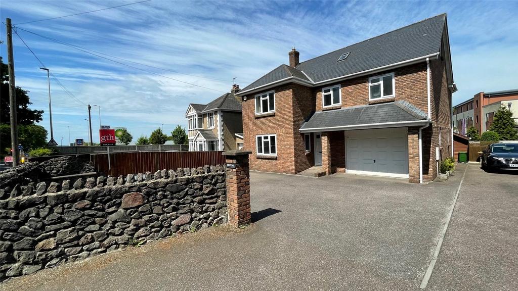 Exeter Road, Honiton, Devon, EX14 4 bed detached house £475,000