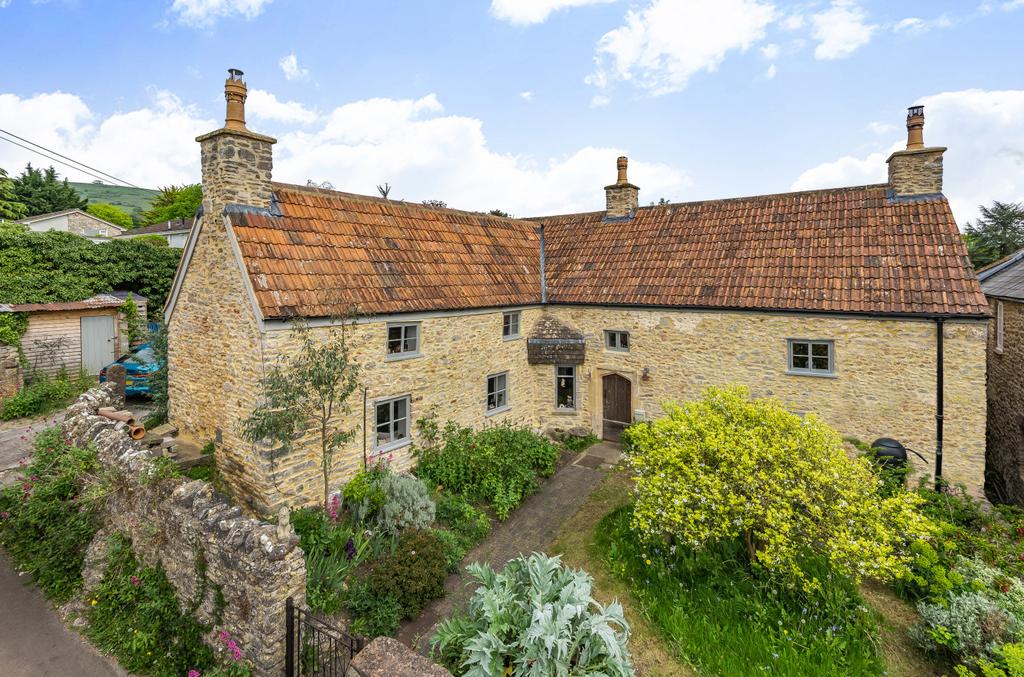 Free Hill, Westbury Sub Mendip, Wells, Somerset, BA5 3 bed detached