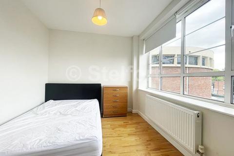 2 bedroom flat to rent, Drummond Crescent, London NW1