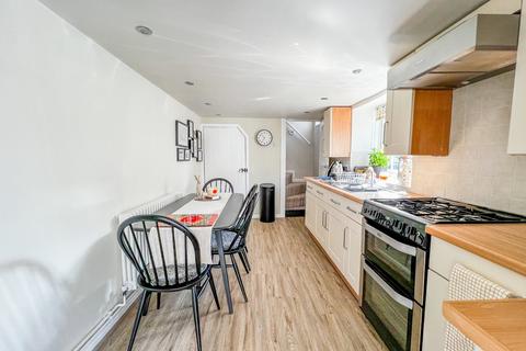 1, Myrtle Cottage Clevedon Road, Weston In Gordano, Bristol, BS20 8PU