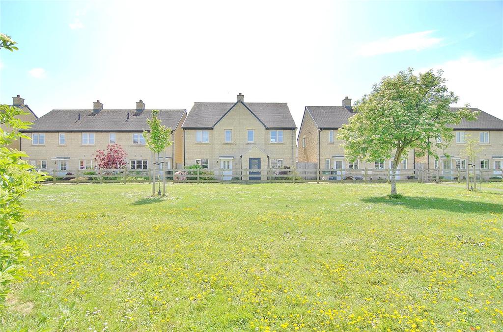 Old Common, Minchinhampton, Stroud, Gloucestershire, GL6 3 bed semi