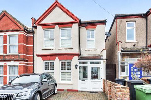14 Ardoch Road, London, SE6 1SJ