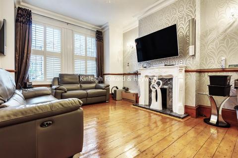 14 Ardoch Road, London, SE6 1SJ