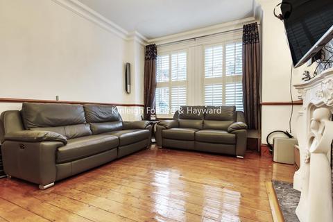 14 Ardoch Road, London, SE6 1SJ