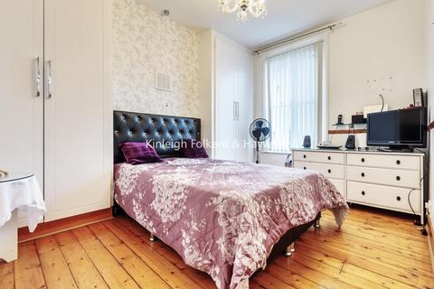 14 Ardoch Road, London, SE6 1SJ
