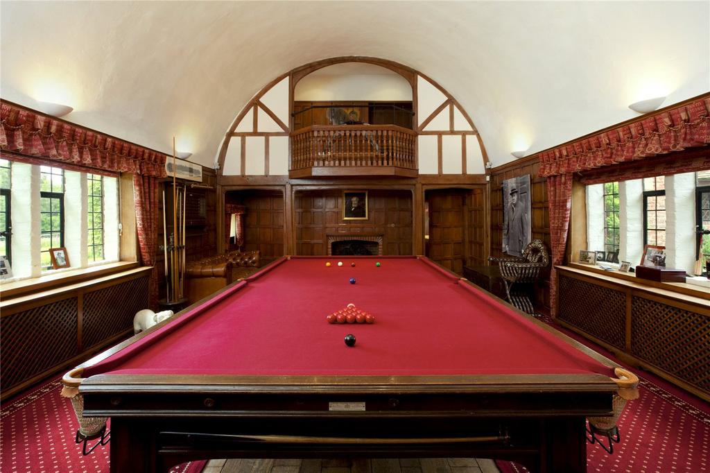 Snooker Room