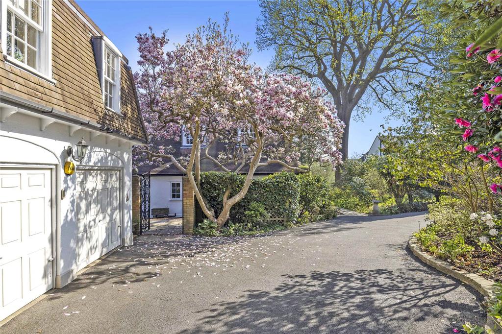 Annexe and Garage