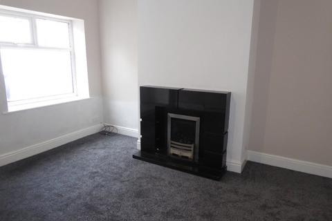 2 bedroom terraced house to rent, Lucy Street, Barrowford, BB9