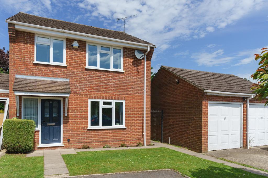 Seer Green 3 bed detached house £695,000