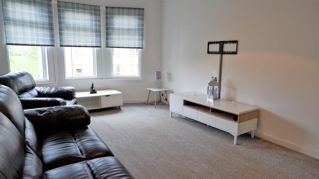 Craig Road, Neilston G78 3 bed apartment £85,000