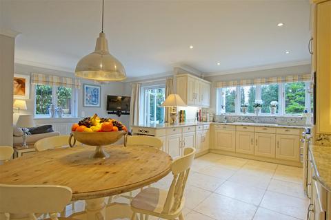 5 bedroom detached house for sale, White House Drive, Barnt Green, B45 8HF