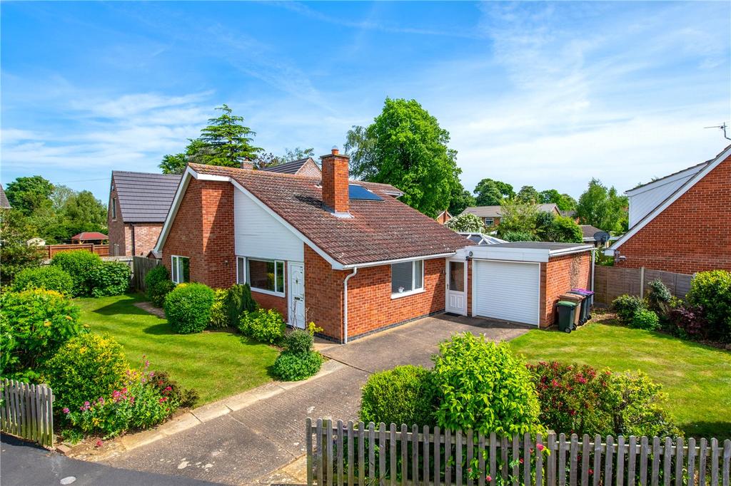 Hervey Road, Sleaford, Lincolnshire... 3 bed bungalow £270,000