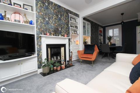 3 bedroom terraced house for sale, Shottendane Road, Margate