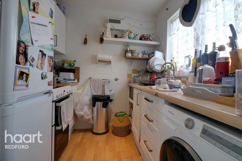18 Alburgh Close, Bedford, MK42 0HE