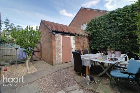 18 Alburgh Close, Bedford, MK42 0HE