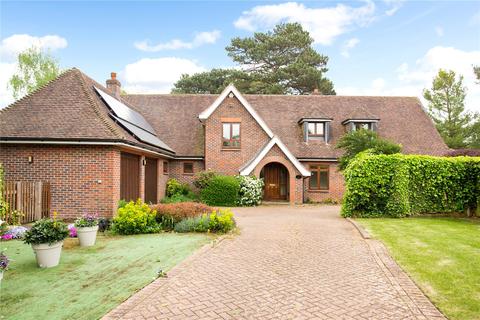 3 bedroom detached house for sale - Flowton Grove, Hatching Green, Harpenden, Hertfordshire, AL5