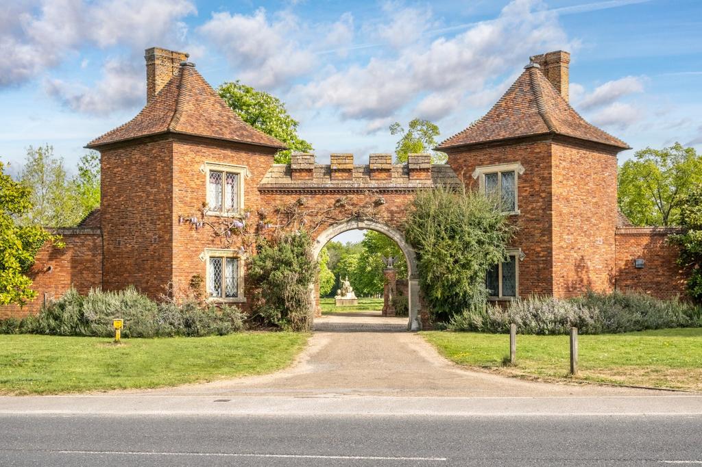 Gate Lodge Cottages