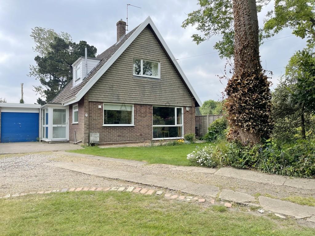 Corton Long Lane, Corton, Lowestoft 4 bed link detached house for sale