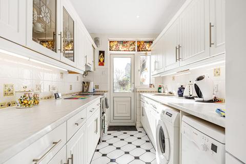 64 De Frene Road, London, SE26 4AG