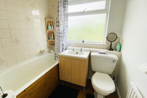 1 Snowford Close, Shirley, Solihull, B90 1DA