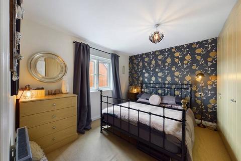 4 bedroom semi-detached house for sale - Tasker Square, Llanishen, Cardiff. CF14 5ET