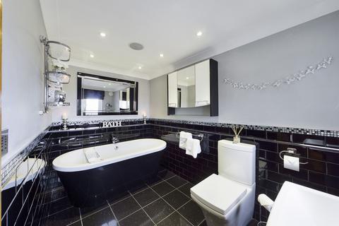 The Cottage Cartersfield Lane, Walsall, WS9 9EQ