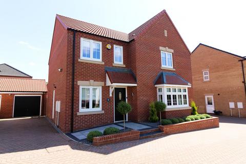 4 bedroom detached house to rent, Tangmere Road, Yarm