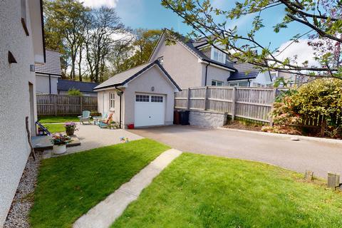 6 bedroom detached house to rent, New Fox Lane, Aberdeen