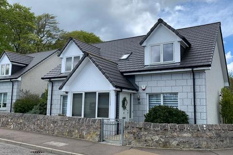 6 bedroom detached house to rent, New Fox Lane, Aberdeen