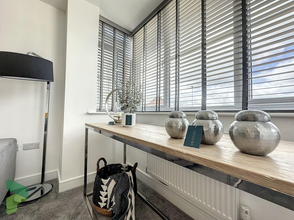 Lounge window type 5