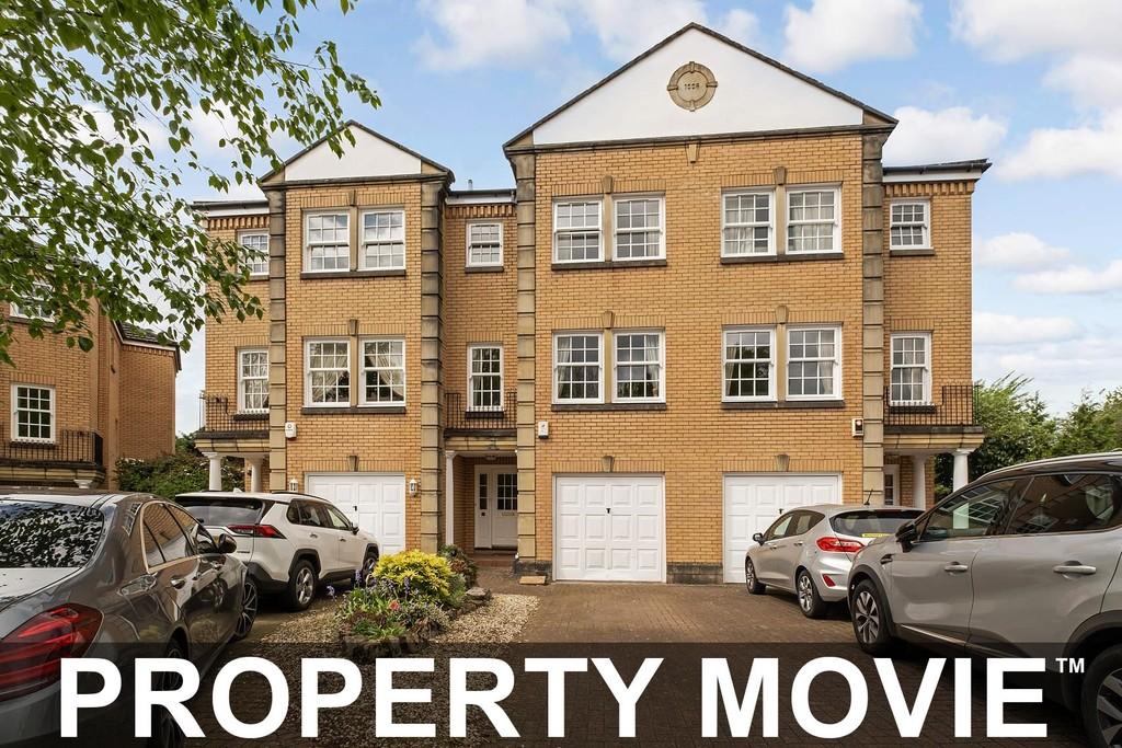 44 Hughenden Gardens, Hughenden, Glasgow, G12 9YH 4 bed townhouse for