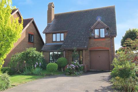 4 bedroom detached house for sale - Woodcock Close, Sandy