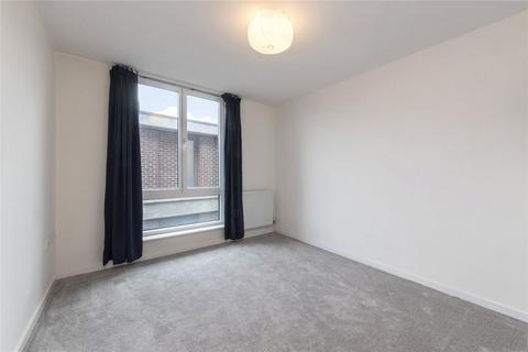 2 bedroom flat for sale - Seven Sisters Road, London
