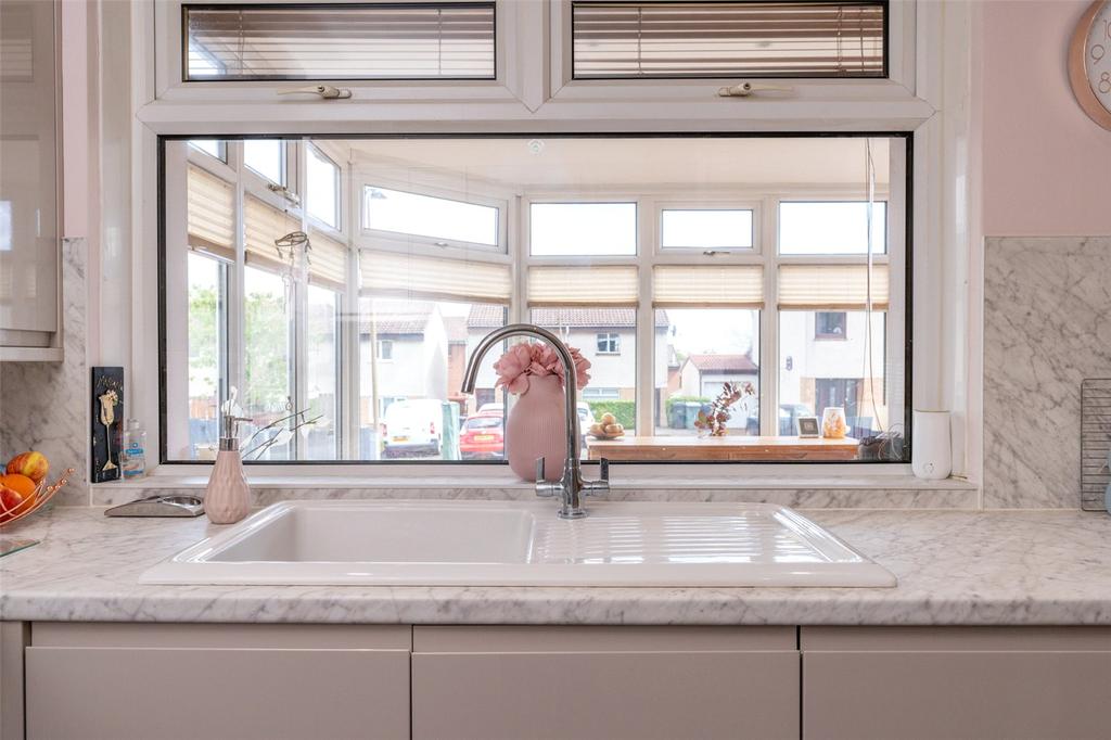 Kitchen Alt