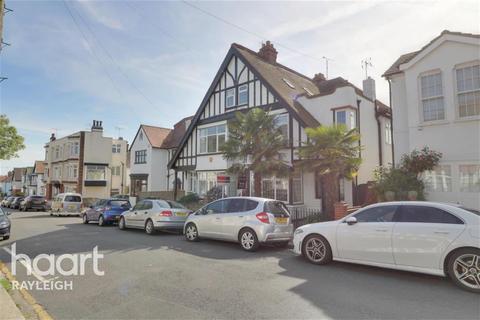 5 bedroom semi-detached house to rent - Woodfield Road, Leigh-on-Sea