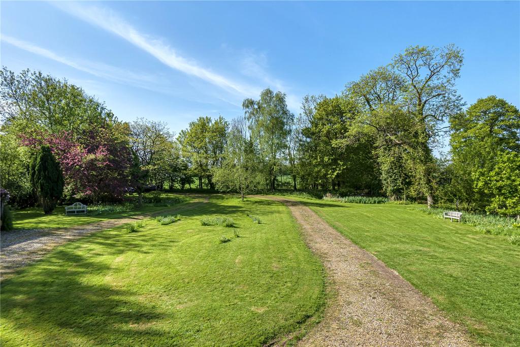 Carriage Driveway