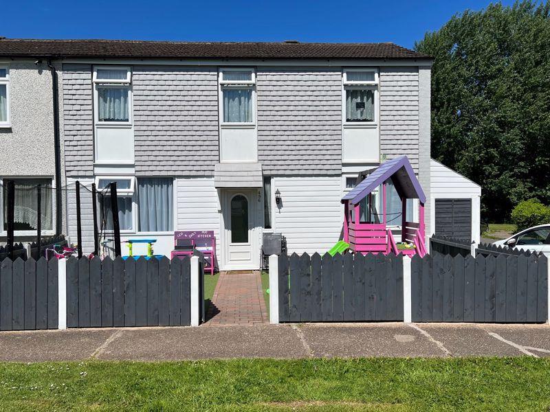 Kingswood Road, Nuneaton 3 bed end of terrace house £155,000