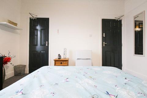 1 bedroom in a house share to rent, 19 Cheviot Street, Lincoln, Lincolnshire, LN2 5JD, United Kingdom