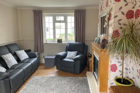 6 Willow Close, Bromley, BR2 8EG