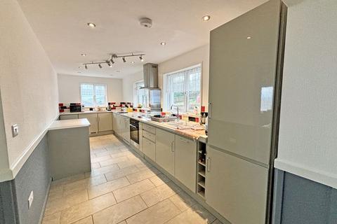 Eversley Saxon Ridge, Watchet, TA23 0BL