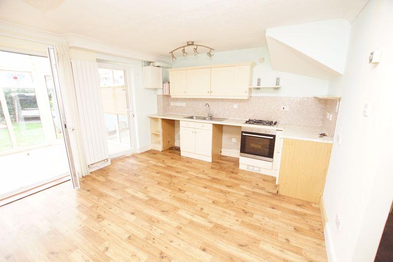 Mulberry Avenue, Stubbington, PO14 3 bed semidetached house £360,000